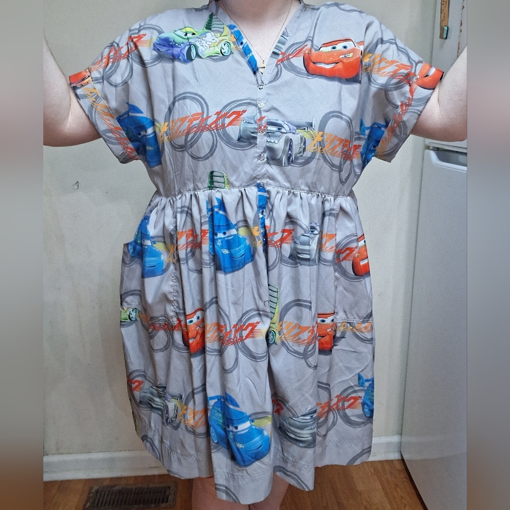 Grey Lightening Mcqueen dress (size XL-2X) - Picture 5 of 6